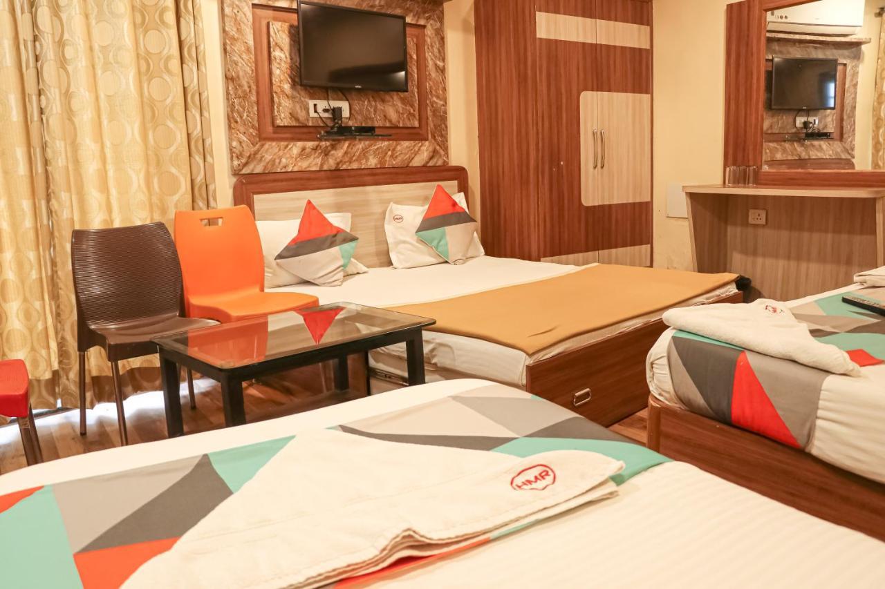 Hotel Mukesh Residency Pune Exteriör bild