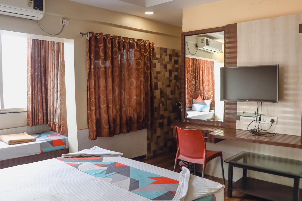 Hotel Mukesh Residency Pune Exteriör bild